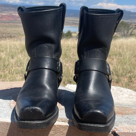 Frye 8R Harness Boots (Black/Size 7) - Picture 7 of 16